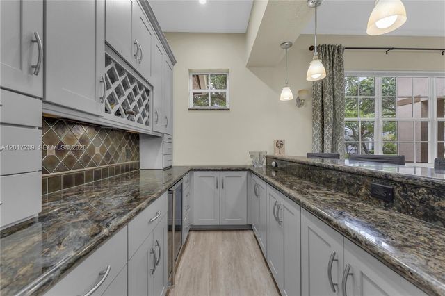 3973 SW 140th Ave, Davie, FL 33330