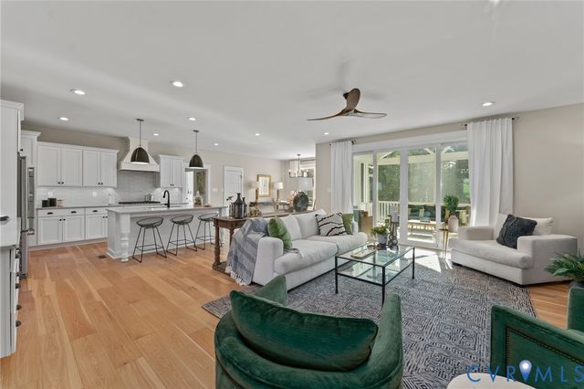 18243 Red Barn Ct, Moseley, VA 23120