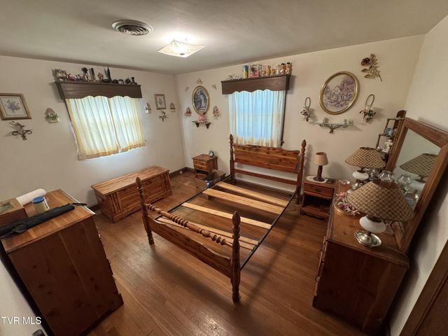 116 West Cedar Street, Bristol, TN 37620
