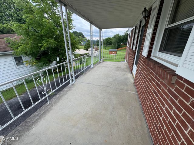 116 West Cedar Street, Bristol, TN 37620