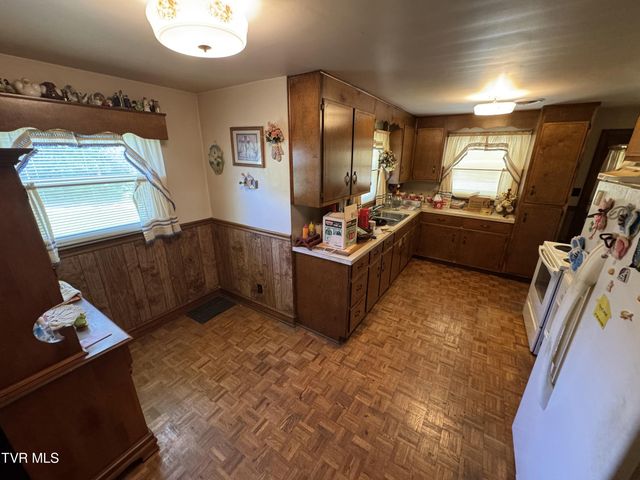 116 West Cedar Street, Bristol, TN 37620
