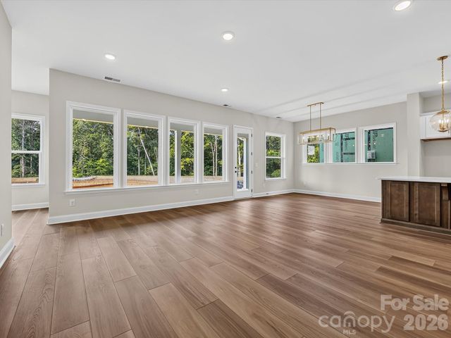 16020 Cloud Nine Court, Matthews, NC 28105