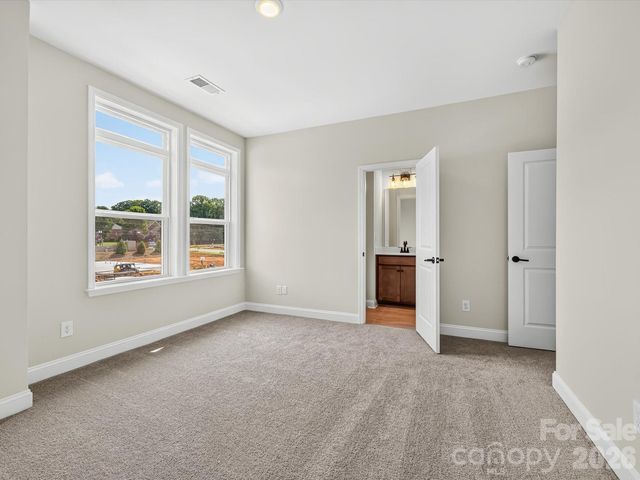 16020 Cloud Nine Court, Matthews, NC 28105