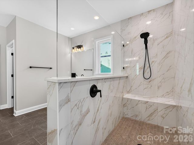16020 Cloud Nine Court, Matthews, NC 28105