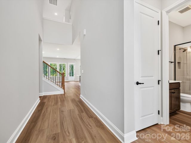 16020 Cloud Nine Court, Matthews, NC 28105