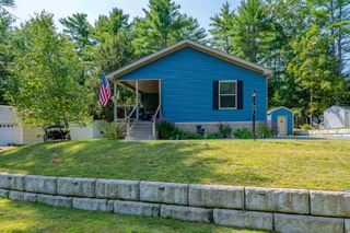 27 Murray Drive, Rochester, NH 03868