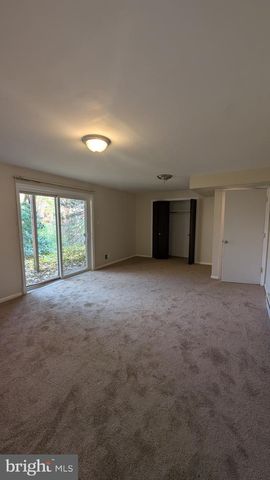 5533 DORAL DR, Wilmington, DE 19808