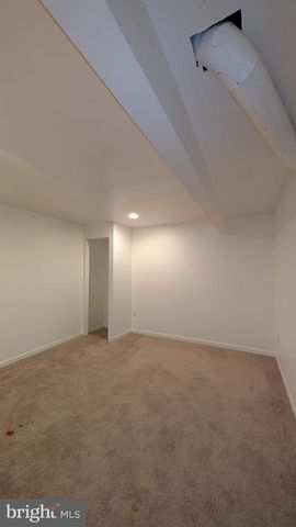 5533 DORAL DR, Wilmington, DE 19808