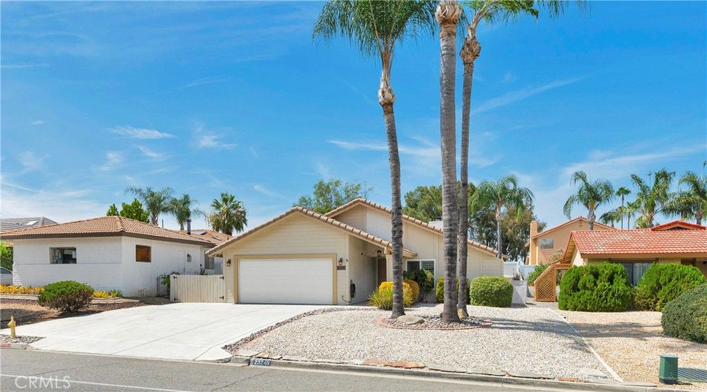 23240 Continental Drive, Canyon Lake, CA 92587 — photo 2
