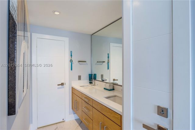 1345 Lincoln Rd 1004, Miami Beach, FL 33139