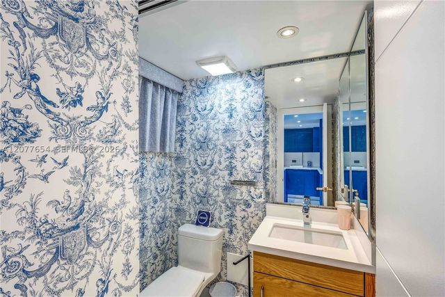 1345 Lincoln Rd 1004, Miami Beach, FL 33139