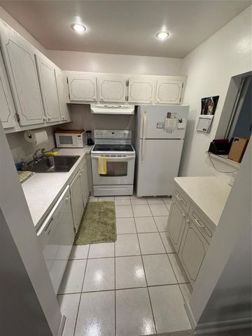 283 Ventnor 283, Deerfield Beach, FL 33442