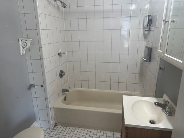 12 Bedford Street 1, Waltham, MA 02492