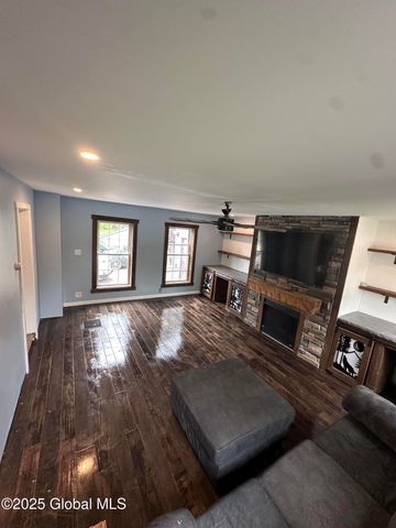 30 Penny Lane, Sand Lake, NY 12018
