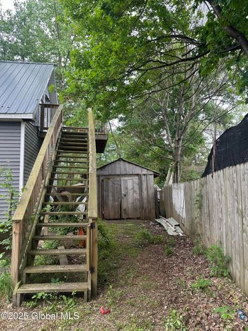 30 Penny Lane, Sand Lake, NY 12018