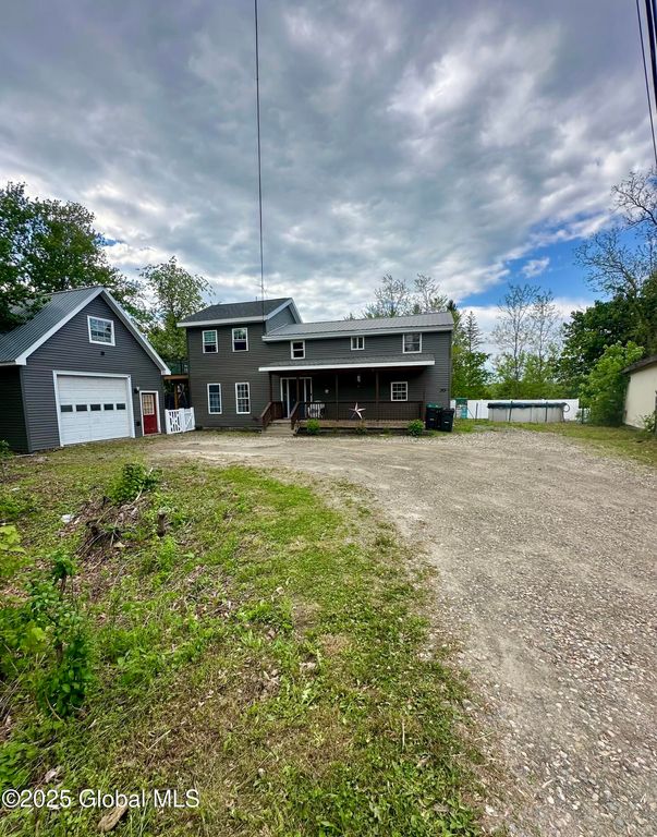 30 Penny Lane, Sand Lake, NY 12018
