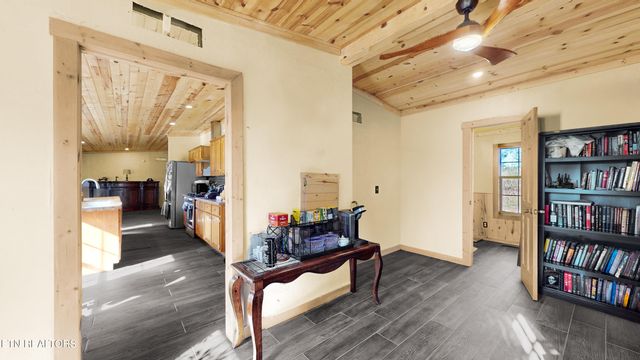 160 Mcdonald Rd, Sweetwater, TN 37874