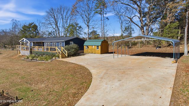 160 Mcdonald Rd, Sweetwater, TN 37874