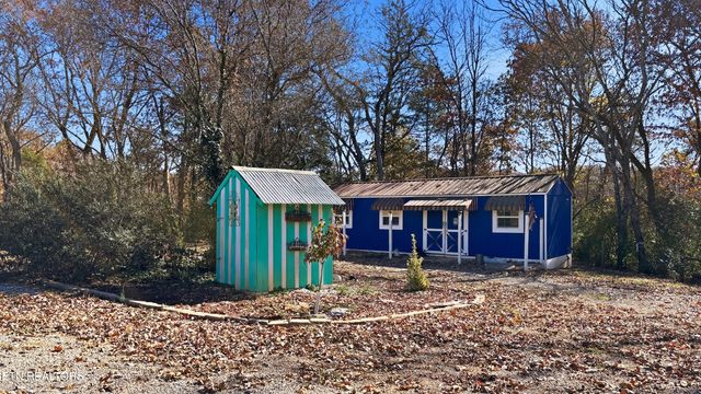 160 Mcdonald Rd, Sweetwater, TN 37874