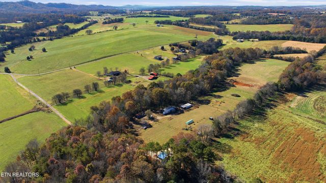 160 Mcdonald Rd, Sweetwater, TN 37874