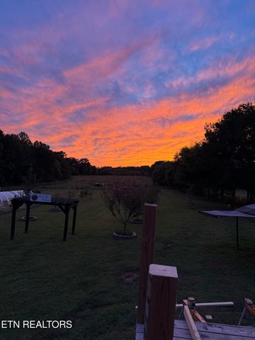 160 Mcdonald Rd, Sweetwater, TN 37874