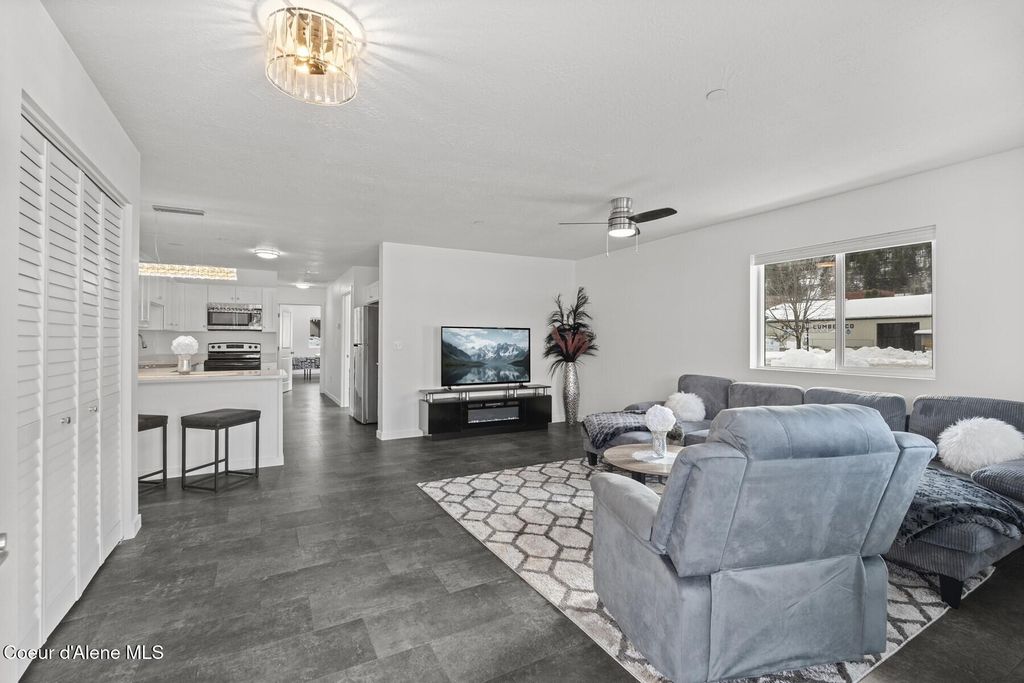 140 Railroad Ave Units 1-5, Kellogg, ID 83837 photo 11