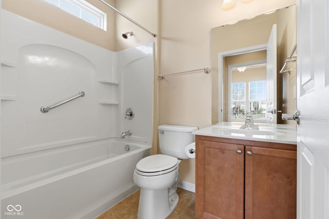 15921 Marsala Drive, Fishers, IN 46037