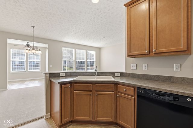 15921 Marsala Drive, Fishers, IN 46037