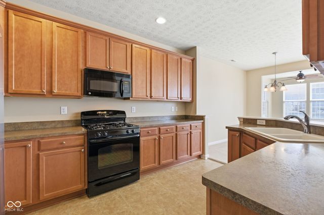 15921 Marsala Drive, Fishers, IN 46037