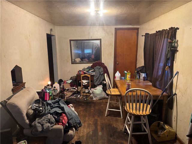 1814 Omar St, West Mifflin, PA 15122