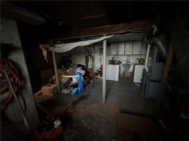 1814 Omar St, West Mifflin, PA 15122
