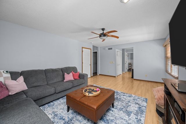 3509 fawn Lane, Bettendorf, IA 52722