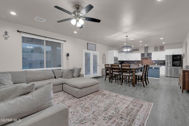 13027 SHERBORNE, El Paso, TX 79928