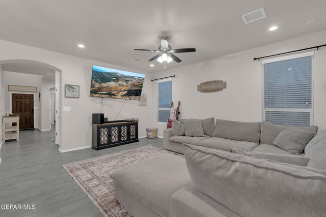 13027 SHERBORNE, El Paso, TX 79928