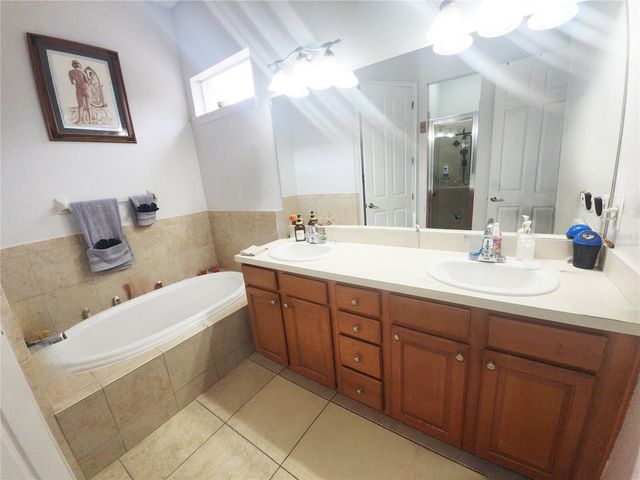 8604 TIDAL BREEZE DRIVE, Riverview, FL 33569