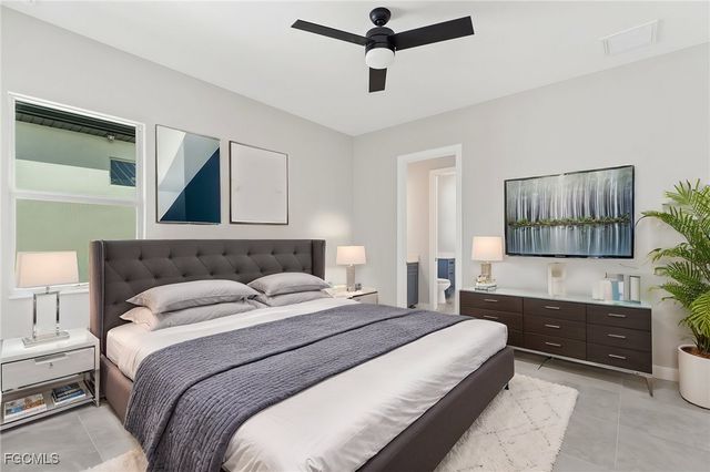 5306 Cobalt CT, Cape Coral, FL 33904