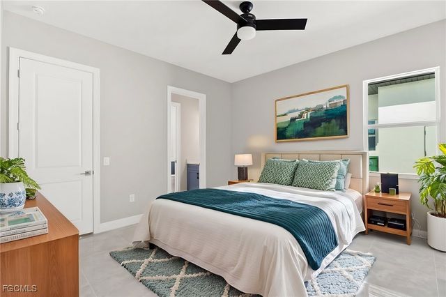 5306 Cobalt CT, Cape Coral, FL 33904