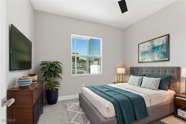 5306 Cobalt CT, Cape Coral, FL 33904