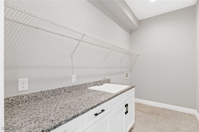 5306 Cobalt CT, Cape Coral, FL 33904