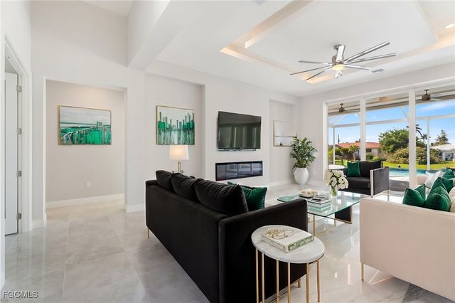 5306 Cobalt CT, Cape Coral, FL 33904