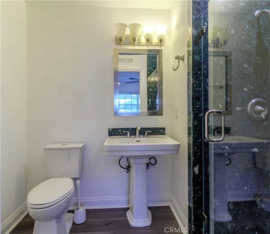 510 S King, Santa Ana, CA 92704