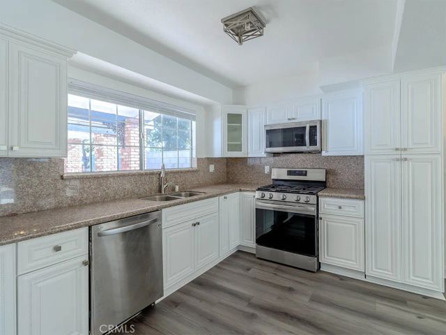 510 S King, Santa Ana, CA 92704