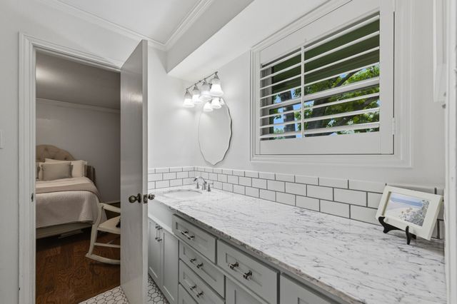 9854 Broken Bow Road, Dallas, TX 75238