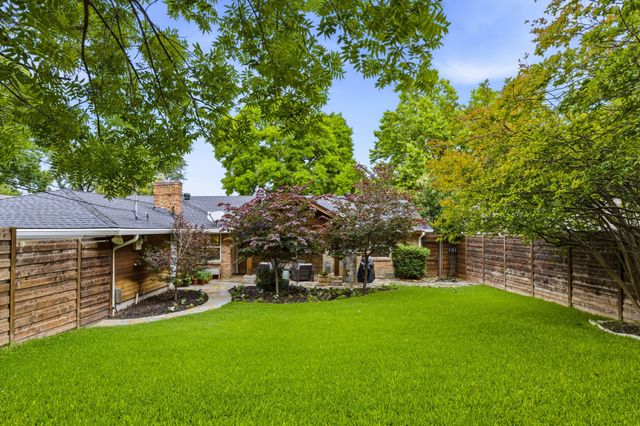 9854 Broken Bow Road, Dallas, TX 75238
