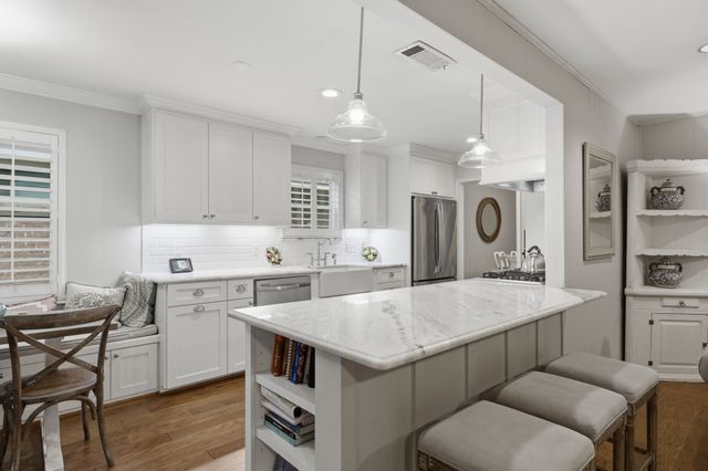 9854 Broken Bow Road, Dallas, TX 75238