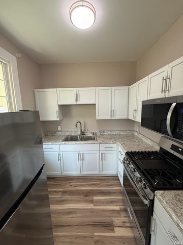 1204 N Second Avenue, Evansville, IN 47710