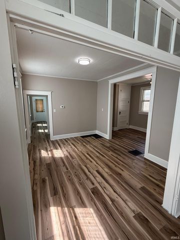 1204 N Second Avenue, Evansville, IN 47710