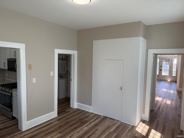 1204 N Second Avenue, Evansville, IN 47710