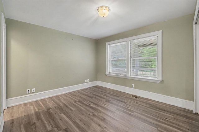 558 W Clarkston, Lake Orion, MI 48362