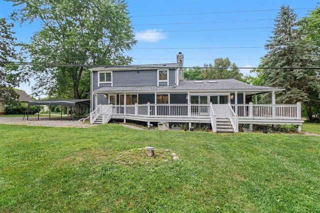 558 W Clarkston, Lake Orion, MI 48362